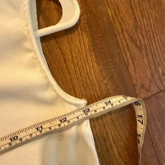 House of Harlow 1960 ribbed mock neck tank size small - Picture 9 of 11